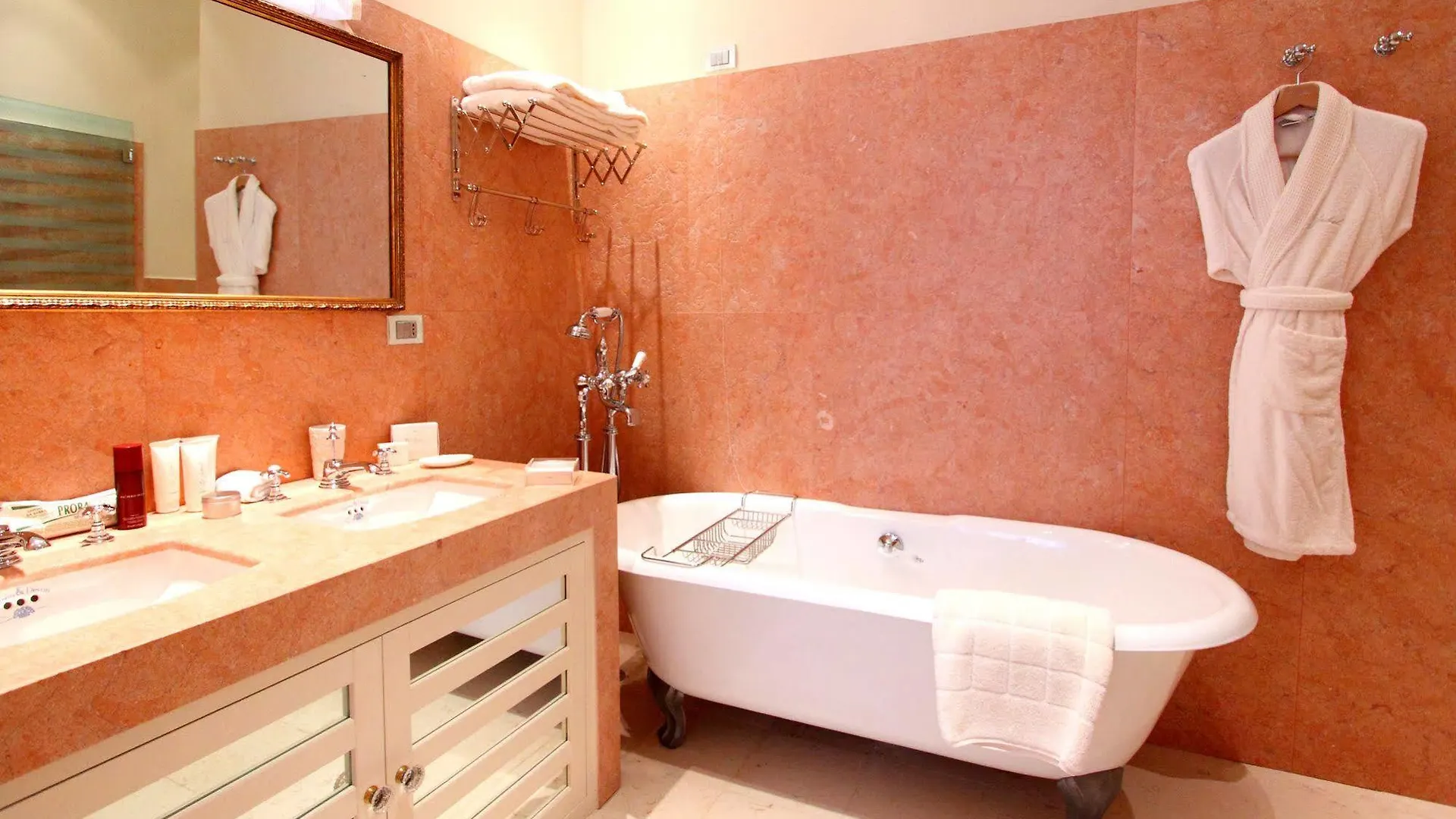 *****  Hotel El Jebel Taormina Italy